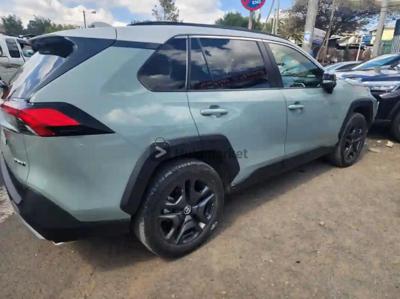 2022 Toyota Make: Toyota 
Model: Rav4 HYBRID 
Year: 2022