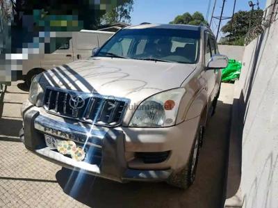 2003 Toyota PRADO
