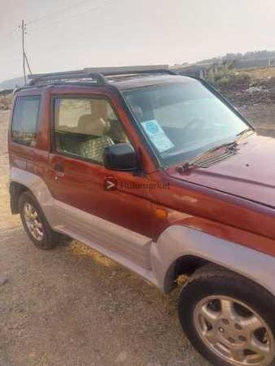 2004 Mitsubishi pajero