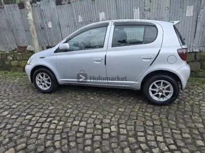 2001 Toyota Vitz Toyota Japan