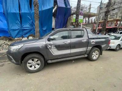 2020 Toyota Make:Toyota
Model:Hilux revo Double Cab
Engi