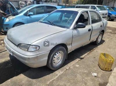 1990 Hyundai Accent