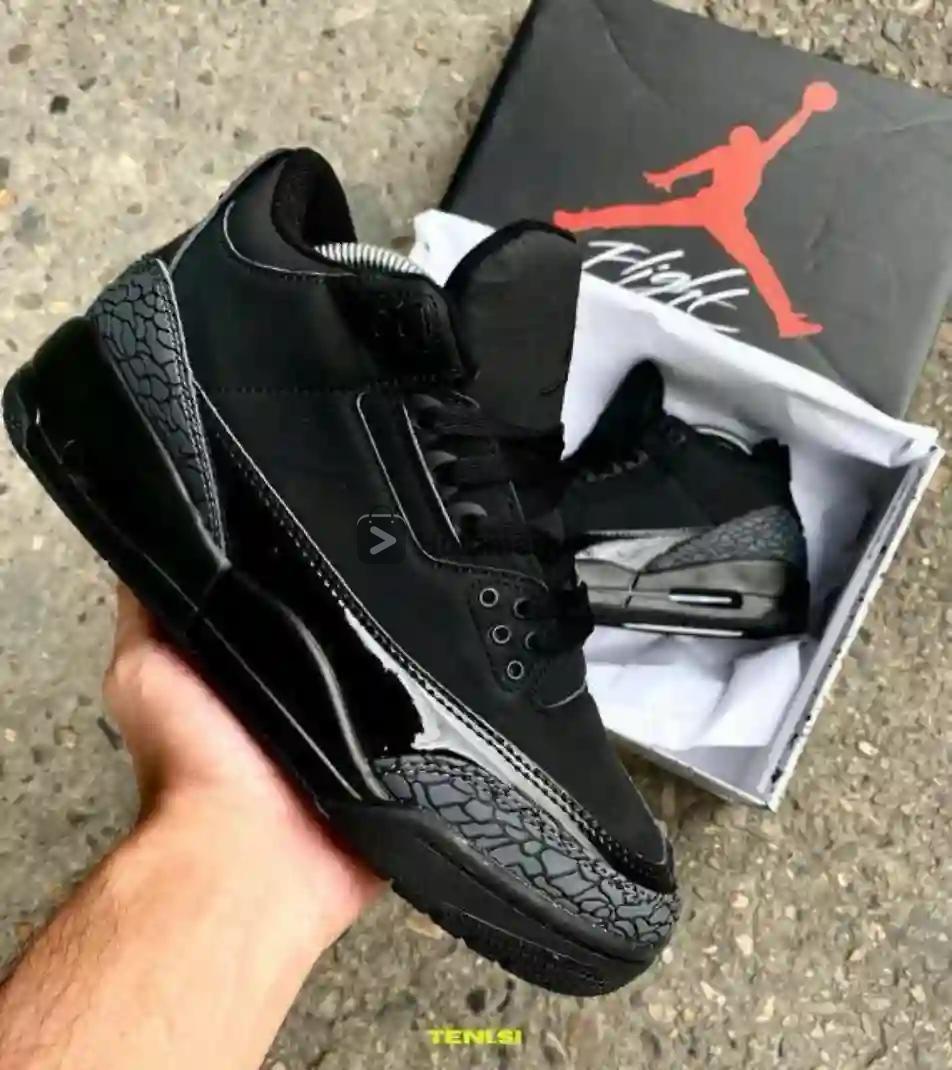 black jordan retro 3