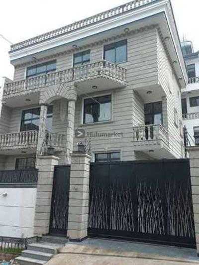 cmc - , 10 Bedrooms, 10 Bathrooms, 260 Square Meters, for Sale