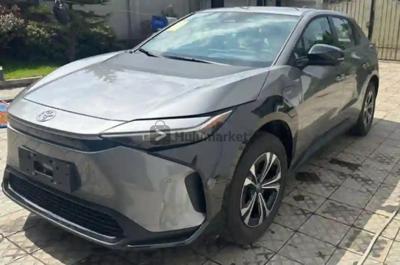 2023 Toyota Bz4x Electric 4WD Toyota Bz4x Electric 4WD Km 00 ግሬይ