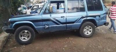 1990 Mitsubishi pajero