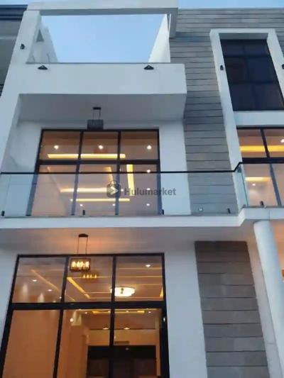 Ayat - , 6 Bedrooms, 6 Bathrooms, 250 Square Meters, for Sale