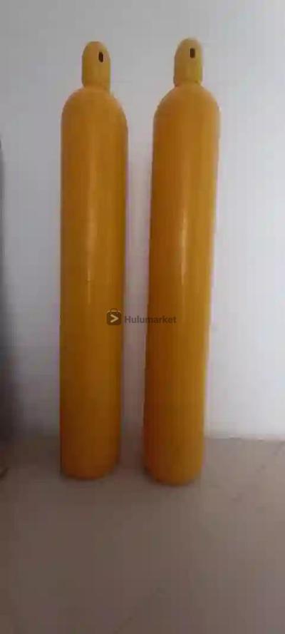 Oxygen Cylinder