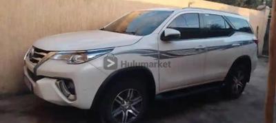 2019 Toyota TOYOTA FORTUNER