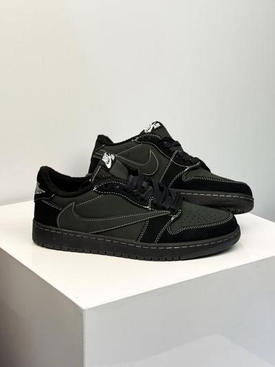 Jordan 1 low phantom Travis