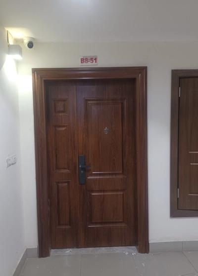 Victor ቪክተር በር