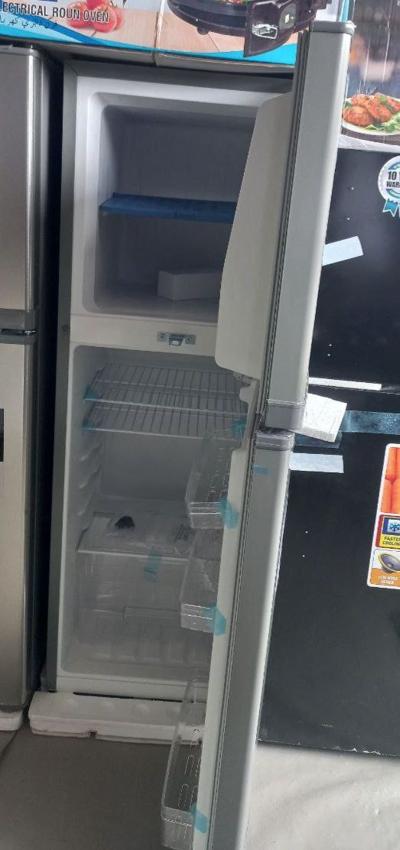 VICTORY 330LITRE REFRIGERATOR