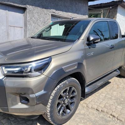 Toyota Hilux Invincible